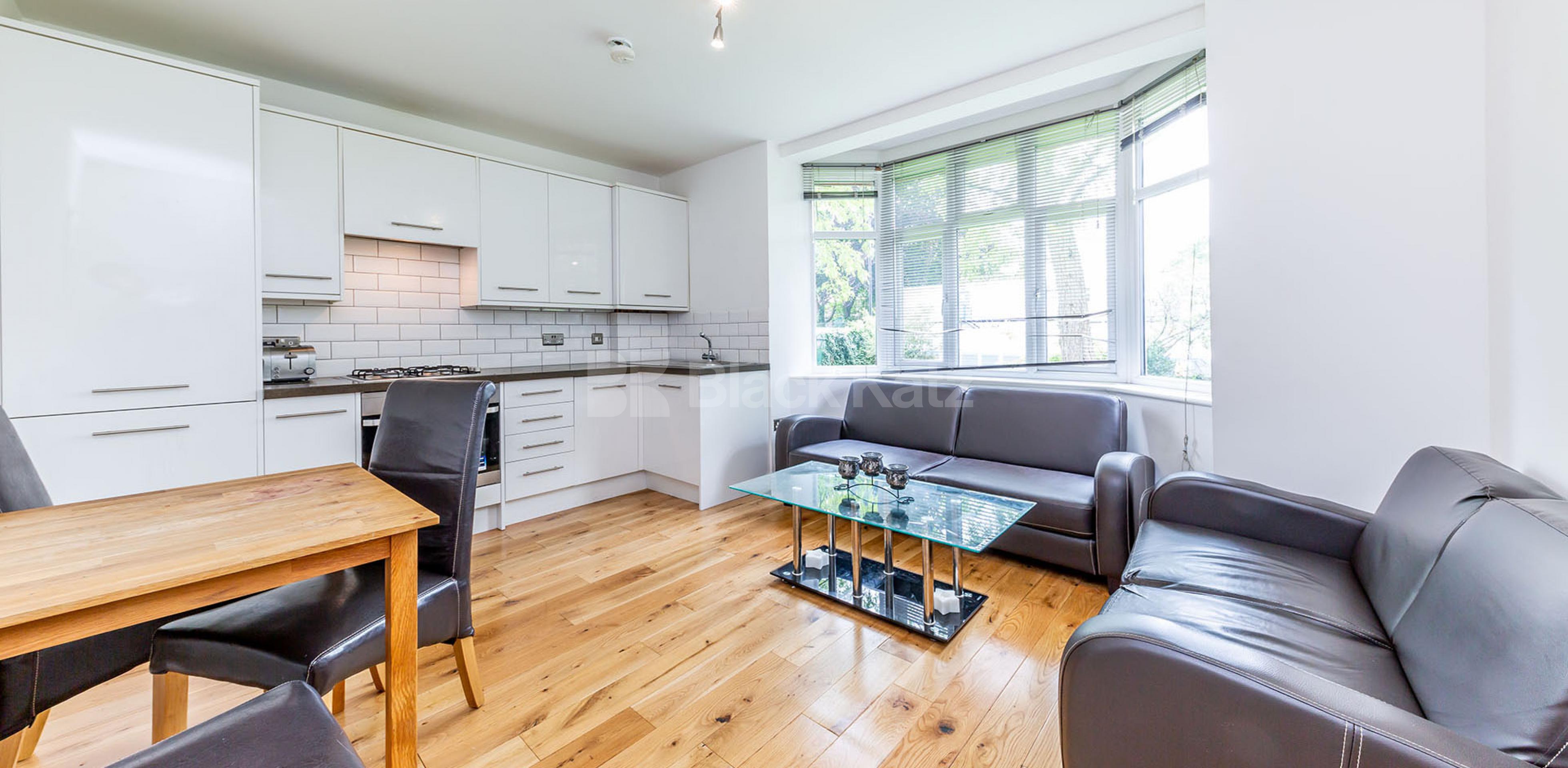 			MODERN THREE BED!, 3 Bedroom, 1 bath, 1 reception Flat			 Carleton Road, TUFNELL PARK N7